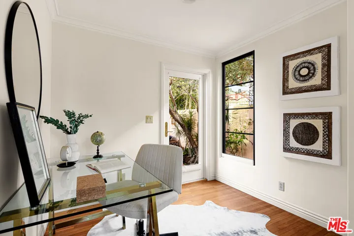483 Arbramar Avenue, Pacific Palisades, California 90272