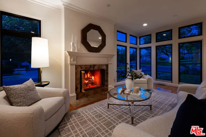 483 Arbramar Avenue, Pacific Palisades, California 90272