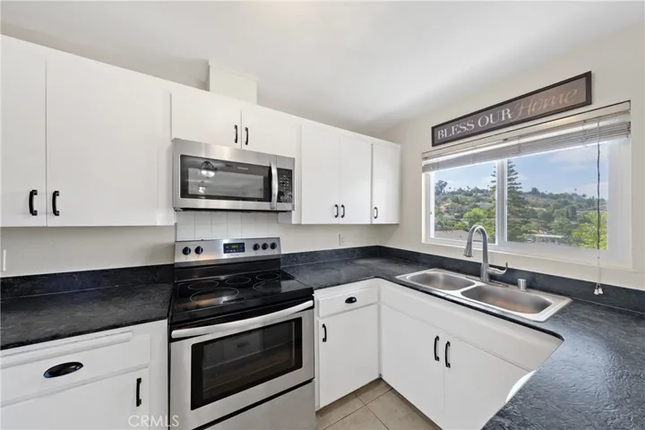 806 E 4th, Escondido, California 92025
