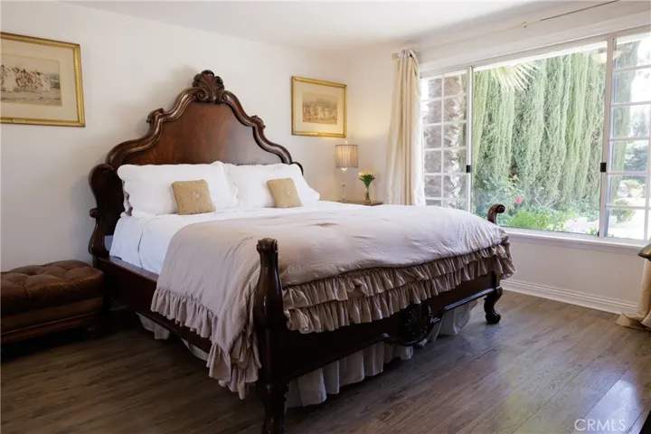 26261 Veva, Calabasas, California 91302