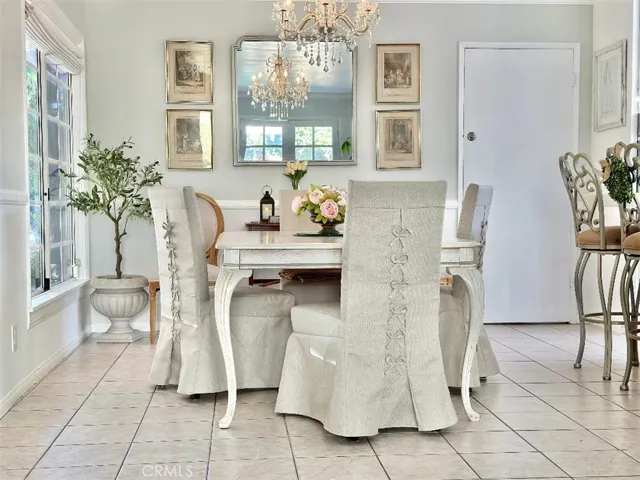 26261 Veva, Calabasas, California 91302