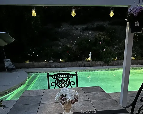 26261 Veva, Calabasas, California 91302