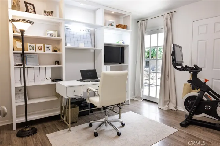 26261 Veva, Calabasas, California 91302
