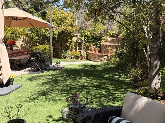 27088 Channel Lane, Valencia, California 91355