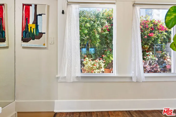 207 Ocean Avenue, Santa Monica, California 90402