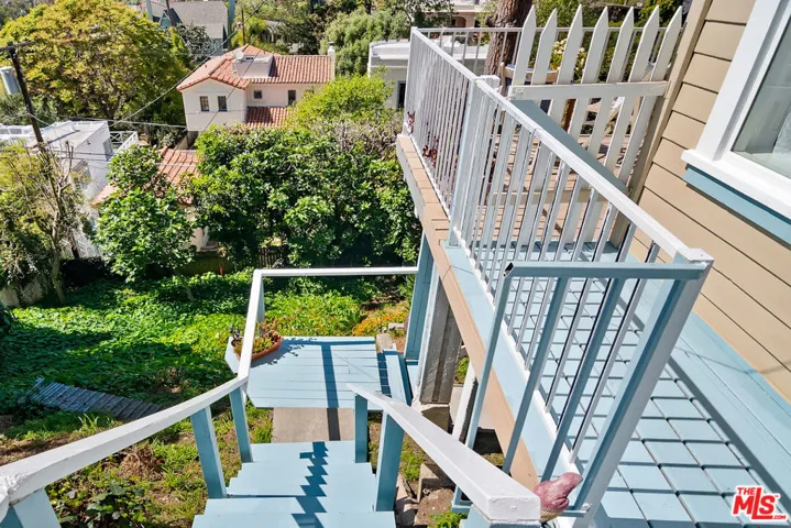 207 Ocean Avenue, Santa Monica, California 90402