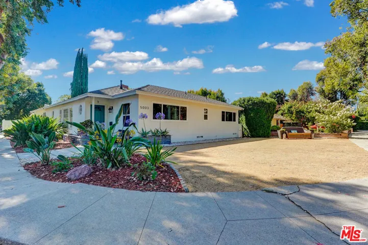 5003 Alhama Drive, Woodland Hills, California 91364
