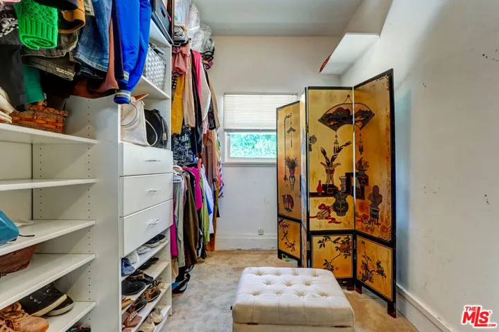 5003 Alhama Drive, Woodland Hills, California 91364
