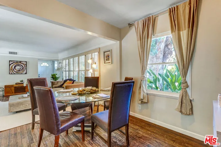 5003 Alhama Drive, Woodland Hills, California 91364
