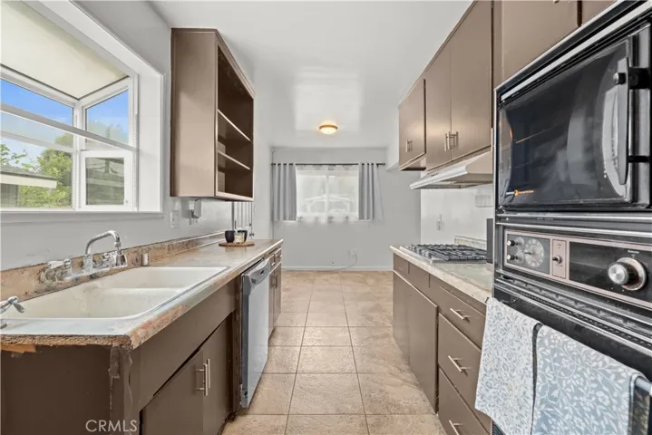 5642 Osbun Road, San Bernardino, California 92404
