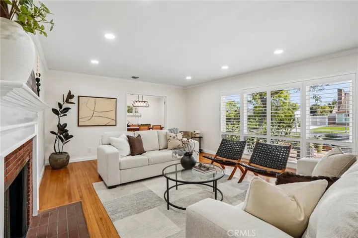 1041 E Burlinghall Drive, Long Beach, California 90807
