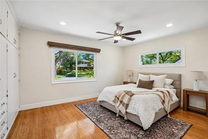 1041 E Burlinghall Drive, Long Beach, California 90807