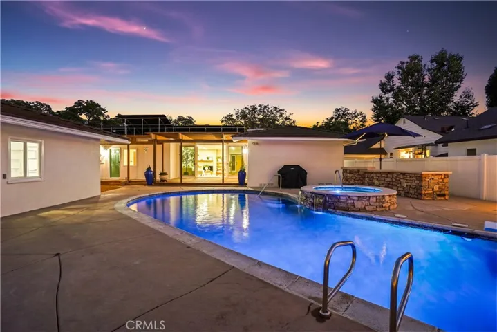 1041 E Burlinghall Drive, Long Beach, California 90807
