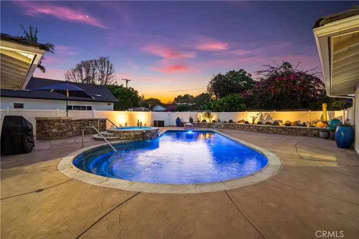 1041 E Burlinghall Drive, Long Beach, California 90807