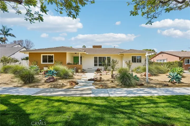 1041 E Burlinghall Drive, Long Beach, California 90807