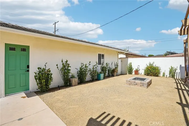 1041 E Burlinghall Drive, Long Beach, California 90807