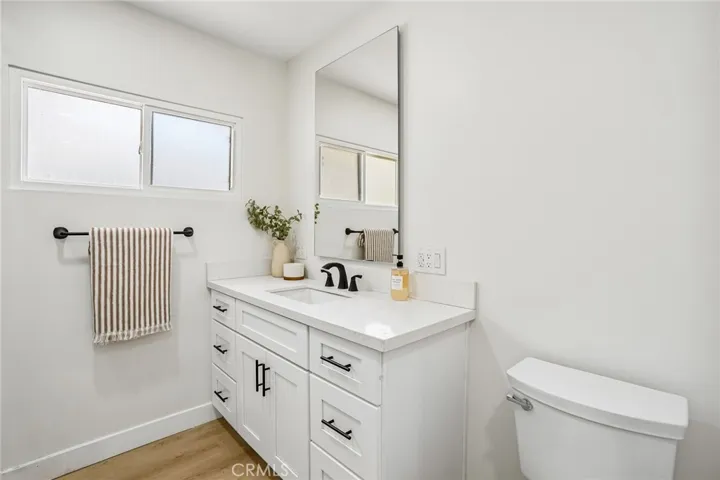 1041 E Burlinghall Drive, Long Beach, California 90807