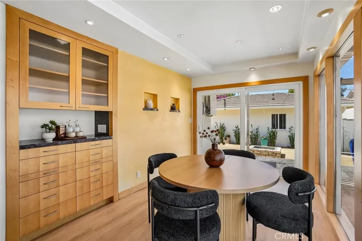 1041 E Burlinghall Drive, Long Beach, California 90807