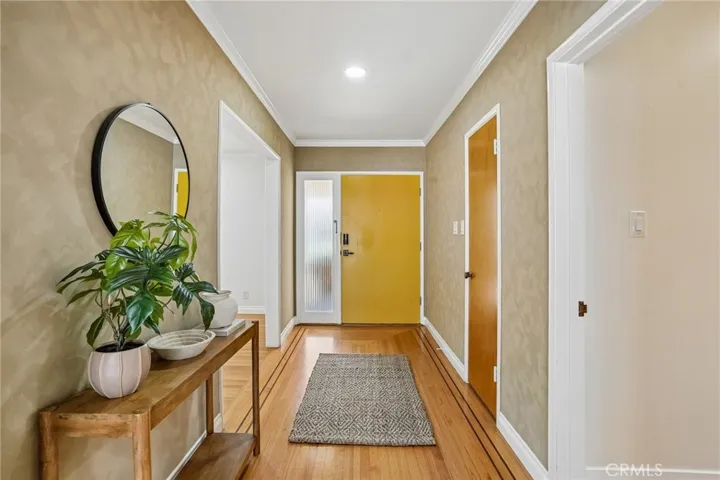 1041 E Burlinghall Drive, Long Beach, California 90807