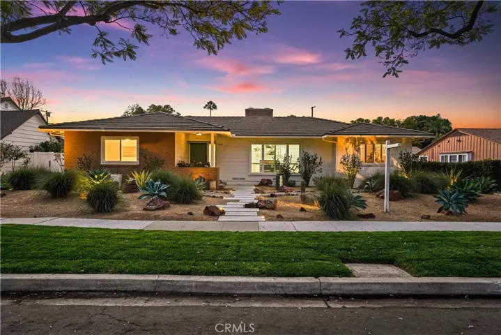 1041 E Burlinghall Drive, Long Beach, California 90807