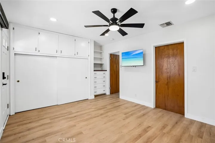 1041 E Burlinghall Drive, Long Beach, California 90807