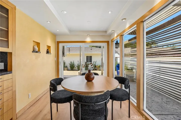 1041 E Burlinghall Drive, Long Beach, California 90807