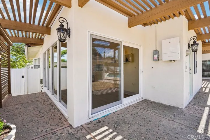 1041 E Burlinghall Drive, Long Beach, California 90807