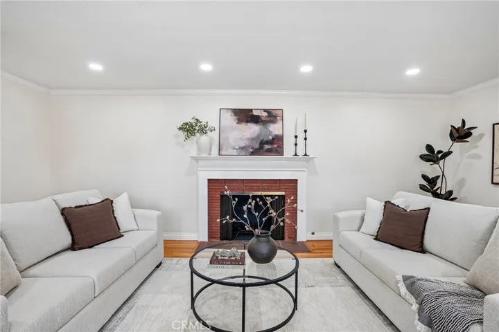 1041 E Burlinghall Drive, Long Beach, California 90807