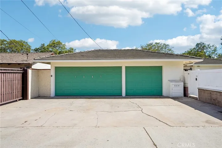 1041 E Burlinghall Drive, Long Beach, California 90807