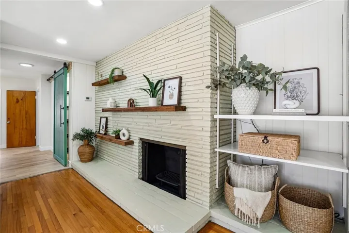 1041 E Burlinghall Drive, Long Beach, California 90807