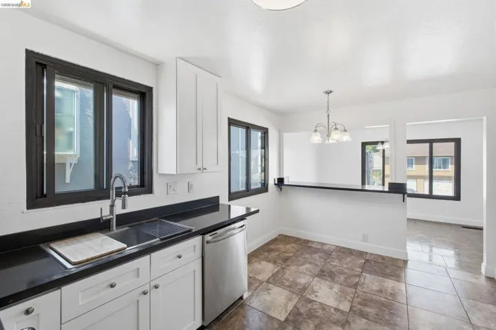 465 Verducci Dr, Daly City, California 94015