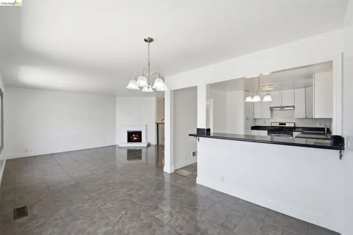 465 Verducci Dr, Daly City, California 94015