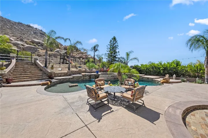 1465 Andalusian, Norco, California 92860