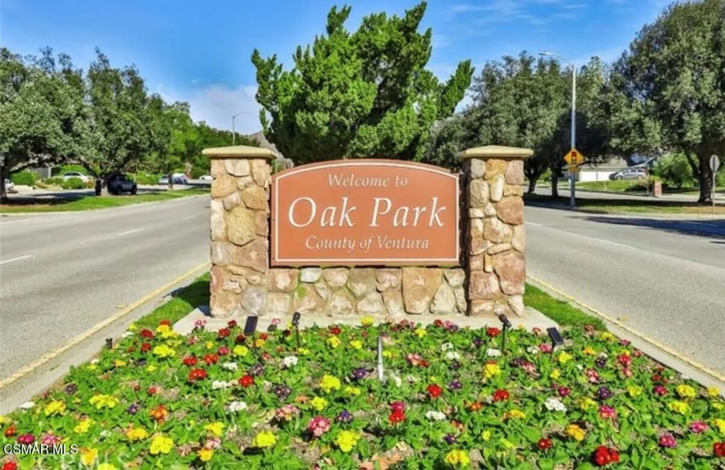 Welcom to Oak Park Kanan Flower Sign