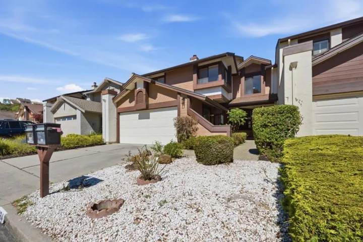 1634 Sugarloaf Drive, San Mateo, California 94403