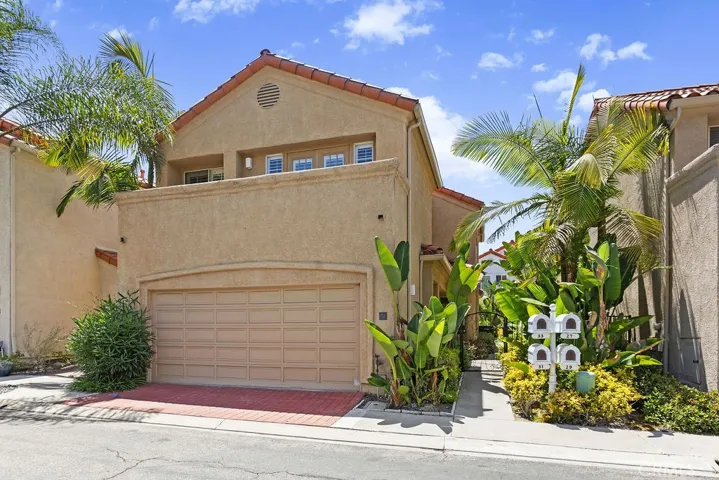 31 Antigua, Dana Point, California 92629