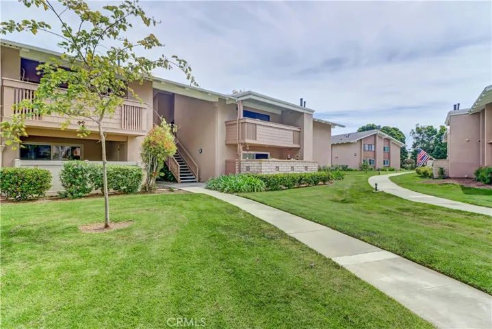 8877 Lauderdale Court 210-g, Huntington Beach, California 92646
