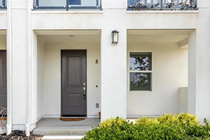 2024 Luzon Lane 5, Chula Vista, California 91915