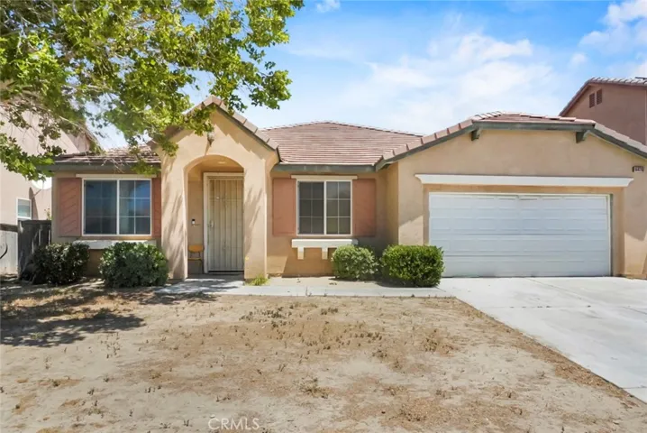 16026 Greyrock, Victorville, California 92395