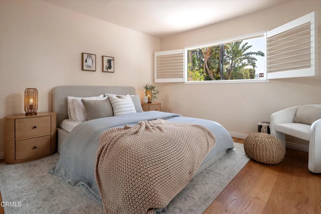 GUEST BED
