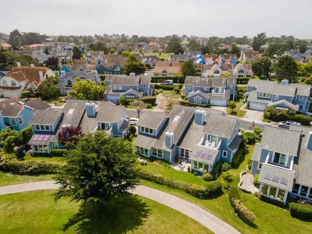 12 Bayhill Place, Half Moon Bay, California 94019