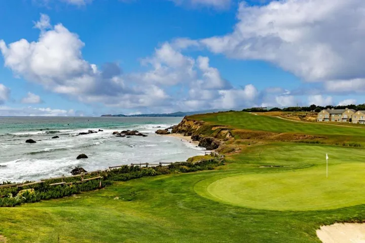 12 Bayhill Place, Half Moon Bay, California 94019