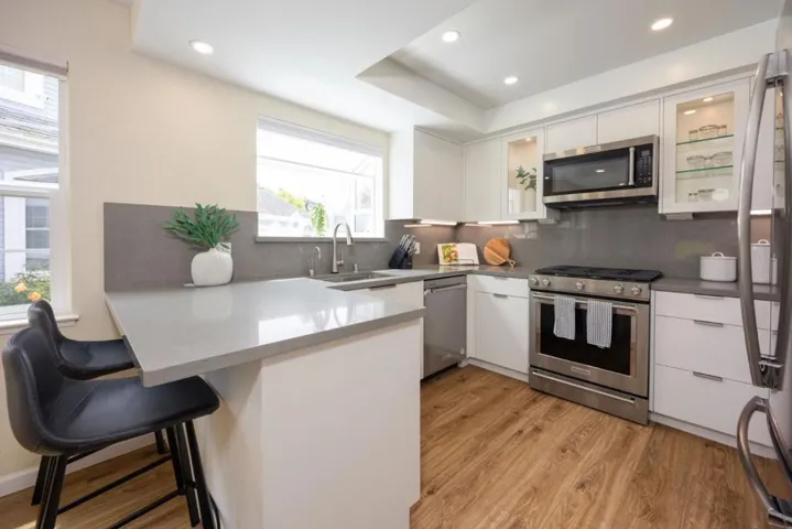 12 Bayhill Place, Half Moon Bay, California 94019
