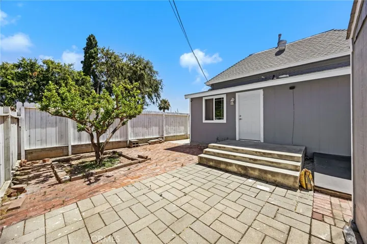 402 E Grand, Corona, California 92879