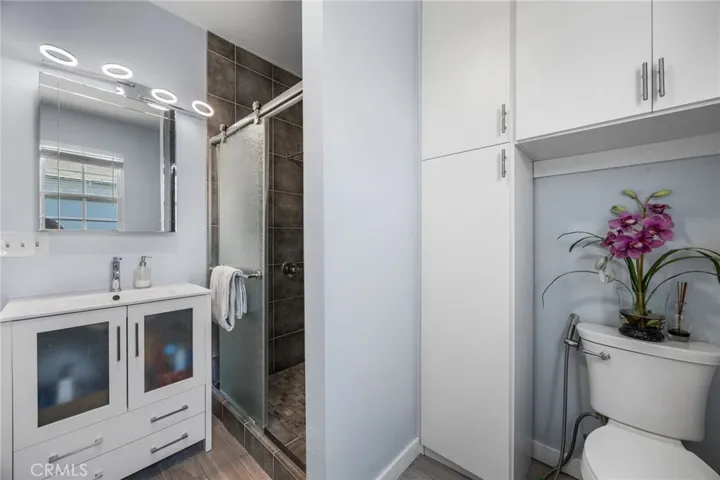 402 E Grand, Corona, California 92879