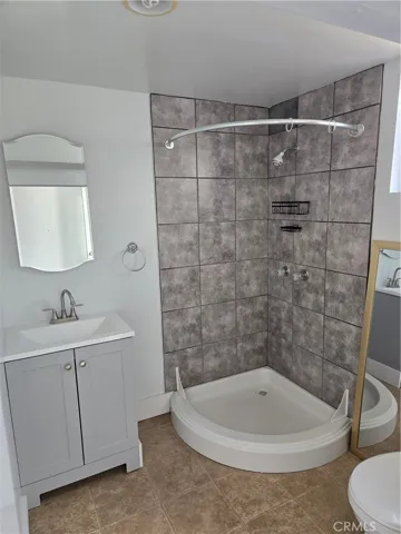 402 E Grand, Corona, California 92879
