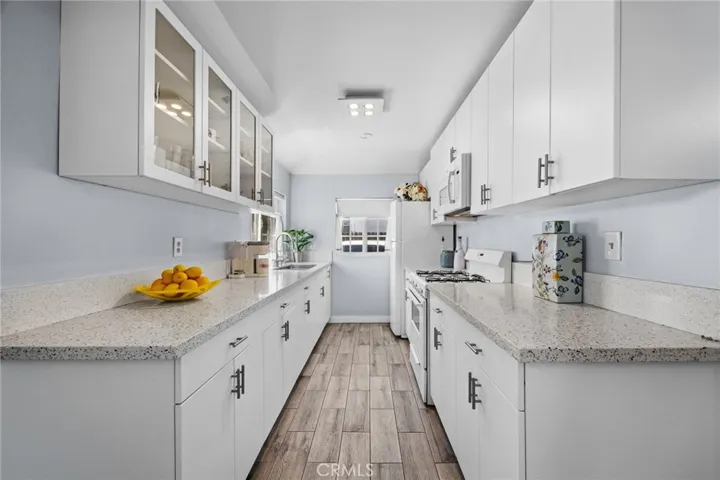 402 E Grand, Corona, California 92879