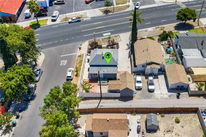 402 E Grand, Corona, California 92879