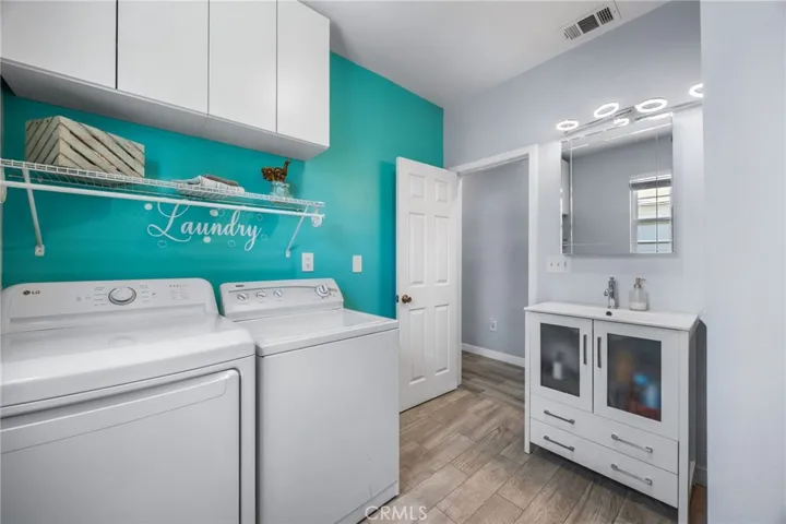 402 E Grand, Corona, California 92879
