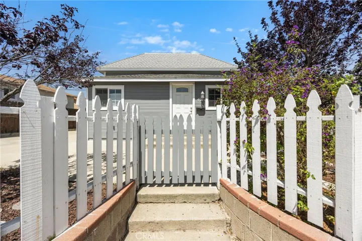 402 E Grand, Corona, California 92879